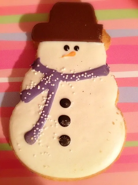 Starbucks chocolate frosted snowman cookie♡|Nanakoさん