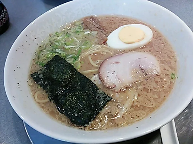 にんにくげんこつラーメン、ラーメン花月|ryokutuchaさん