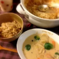 Snapdishの料理写真:豆乳スープとトマト鍋の残りリゾット|はちさん