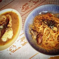 Snapdishの料理写真:白身魚のアクアパッツア/地元鳥羽の牡蠣を使ったキムチ風パスタ|まほーんさん