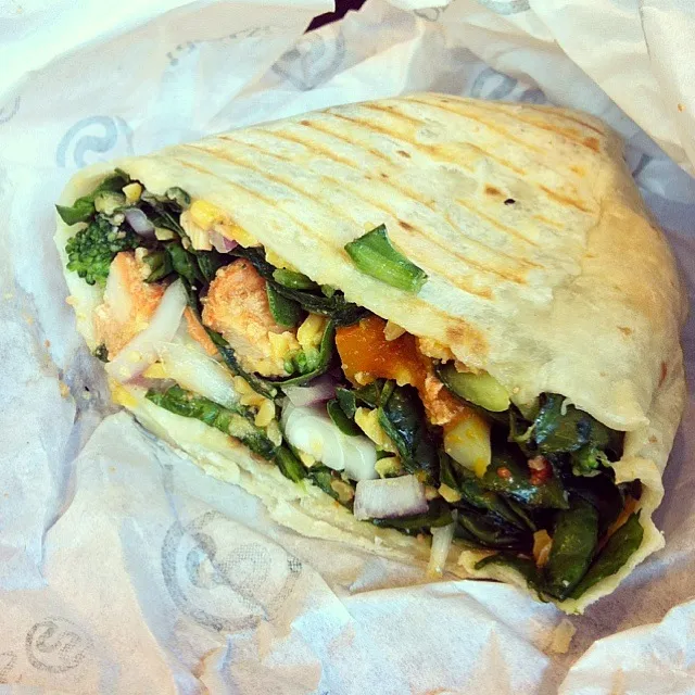 Lunch today is spinach wrap!|lucaslunさん