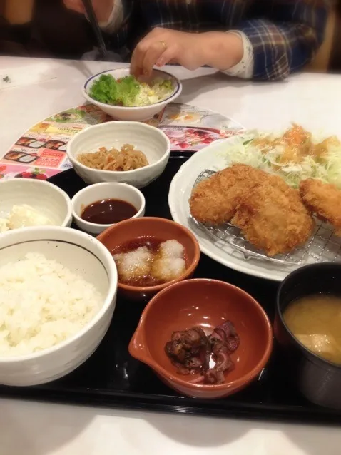 ヒレカツ定食|@SAKURAさん