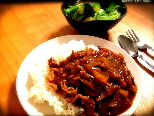 Snapdishの料理写真:豚汁カレーライス(oﾟ3ﾟb)b|kazukazumamaさん