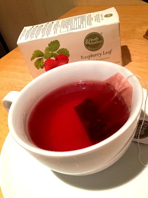 Raspberry leaf tea ☕☕|fadheelaさん