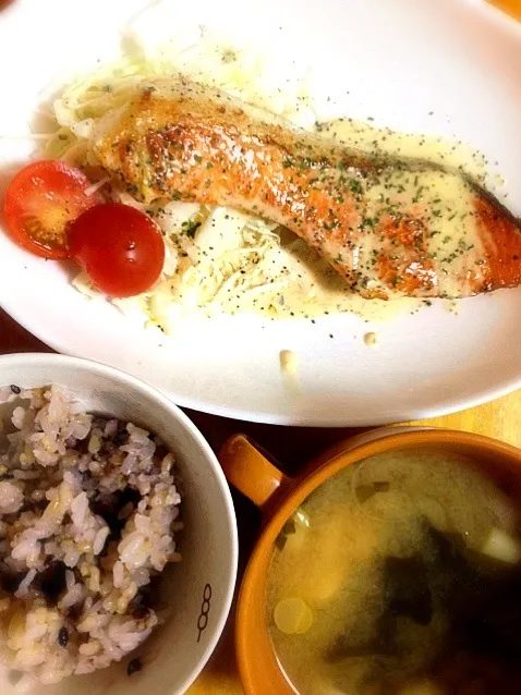 サーモンのレモンクリーム定食|水野愛日(ミズノマナビ)さん