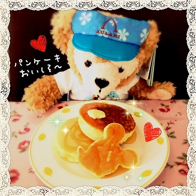 Snapdishの料理写真:厚めのミニパンケーキ♪＆ミッキーパンケーキ♪ (pancake and "Duffy")|まるちゃんさん