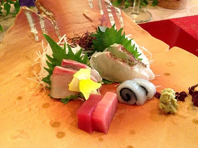 Sashimi: raw fish|mさん