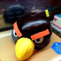 Black Angry Bird Cake|betさん