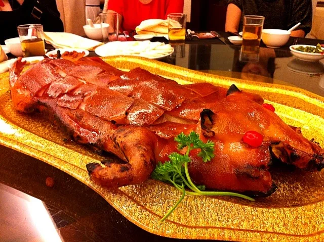 Snapdishの料理写真:烧乳猪 Roast Piglet|Cindy Chanさん