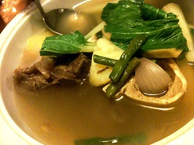 Beef bulalo soup|april batiforaさん