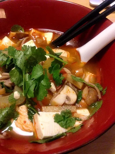 Snapdishの料理写真:1st attempt at Tom Yum soup|Melohnie Ballewさん