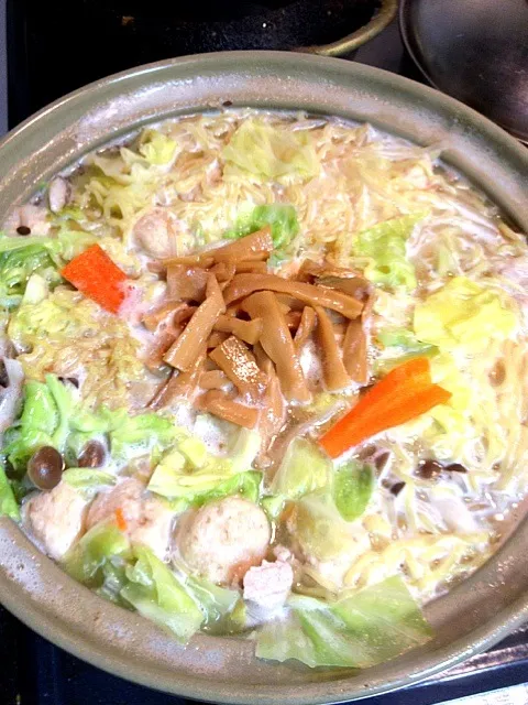 コクうま鶏塩ちゃんこ風煮込みラーメン|パンダ母さん🐼さん