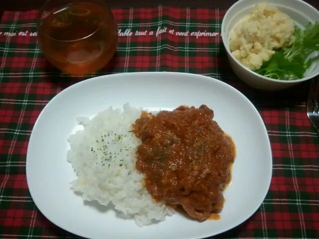 120120  バターチキンカレー、ポテトサラダ|EUREKAさん