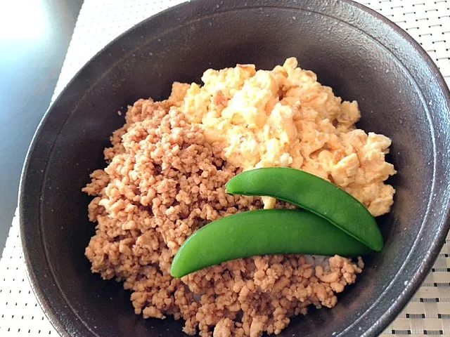 鶏そぼろ丼♡|yuさん