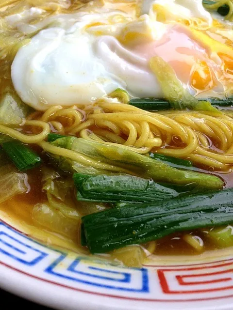 カレー麺（＾∇＾）ニンニク葉入り|くめさん