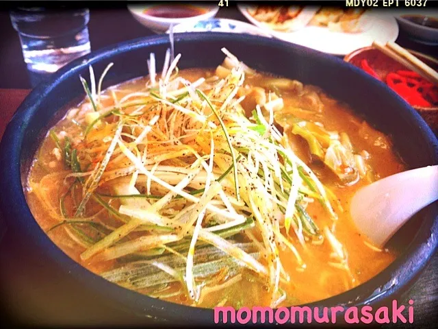 berry mint さんお勧めラーメン屋さんで、ザーネギラーメン🍜秋田|ももさん