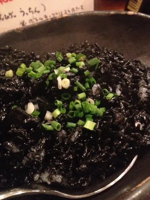 Snapdishの料理写真:Squid ink fried rice|masaki tasakaさん