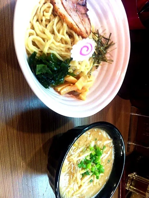 満開屋 満開みそつけ麺|市川 智幸さん