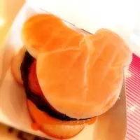 Snapdishの料理写真:Mickey Cheese Burger|dream sweetsさん