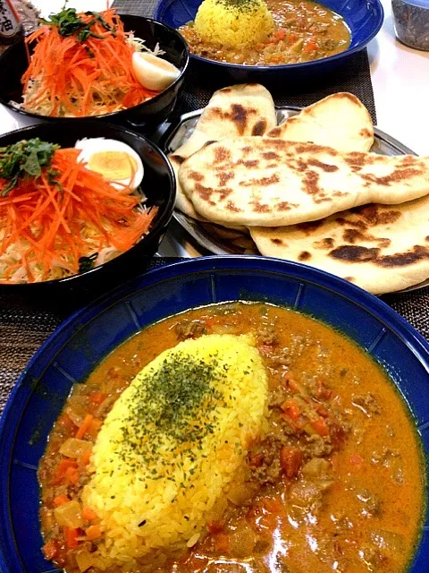 自宅でナン食べ放題！ココナッツカレーの夕飯|かずさん