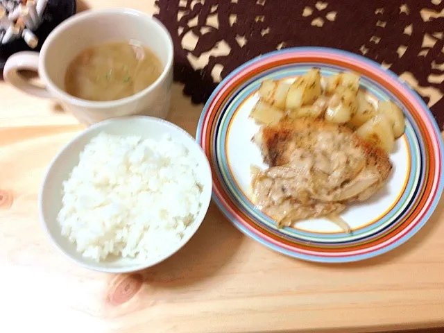 メカジキのパン粉焼きとオニオンスープ|まゆさん