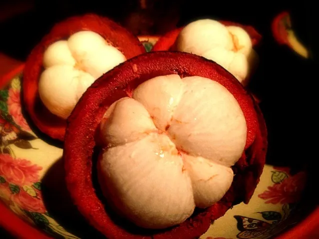 Snapdishの料理写真:Mangosteen|willzさん