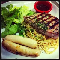 Snapdishの料理写真:Pork and sausage aglio olio|jaslyn  chongさん