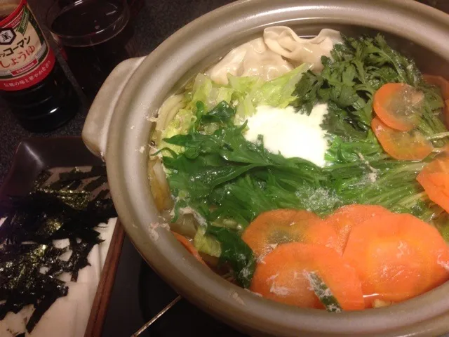 餃子入り豆腐鍋と山芋短冊( ^ω^ )|サソリさん