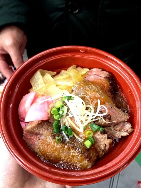 うまいもの祭☆米沢牛のステーキ丼|村松典子さん