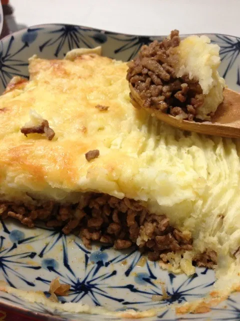 Snapdishの料理写真:挽肉とハッシュポテトの重ね焼き|Ryuhei Tominagaさん