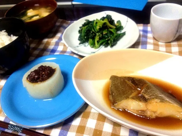 Snapdishの料理写真:カレイの煮付、ふろふき大根、ほうれん草のおひたし|食いしん坊もりもりさん