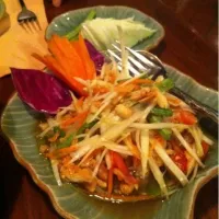 Green papaya salad "somtum"|nam_dreamさん