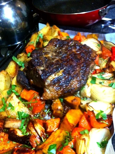 Roast lamb and veg|Tracey Northcottさん