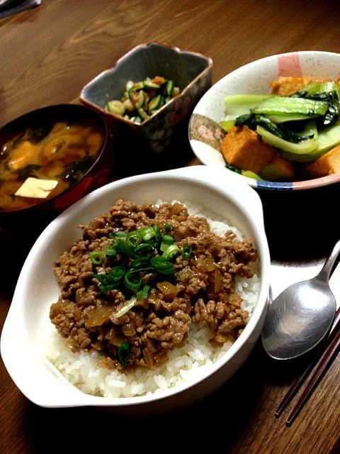 そぼろ丼|まりもさん