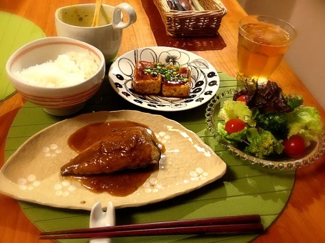 鯖の味噌煮と豆腐ステーキ|いちごさん