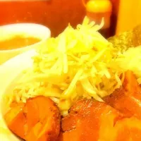 Snapdishの料理写真:つけ麺中盛りニンニクカラメ豚|北山淳也さん