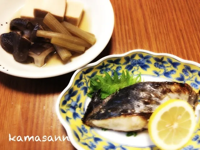 Snapdishの料理写真:鰆の塩焼き🐟 高野豆腐、ふき、椎茸の炊いたん🍄|かまさん