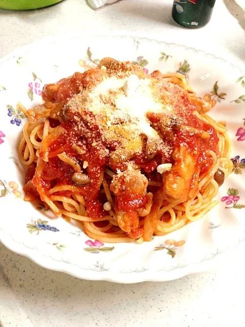 チキンのトマトソーススパゲティー♪|りのさん