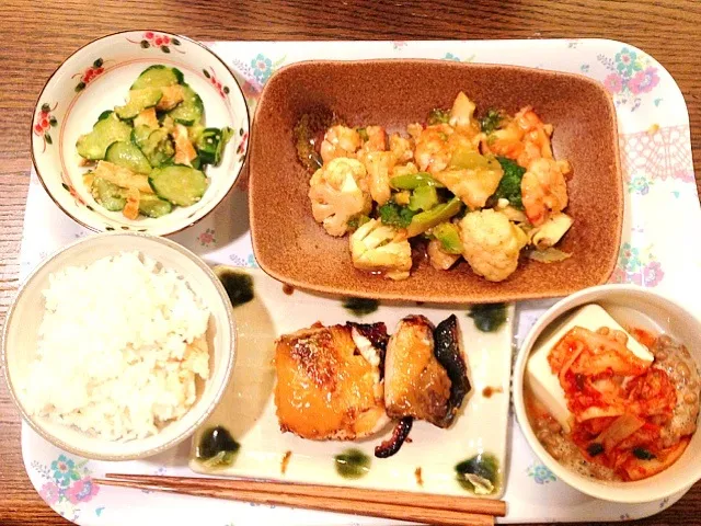 ぶりのゆず味噌焼き定食|まりんごさん