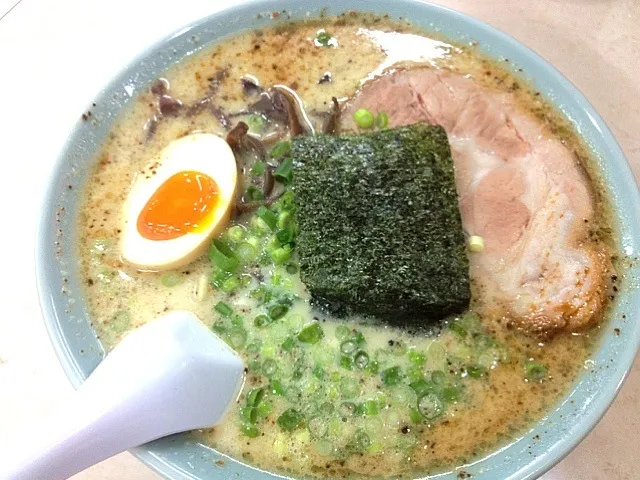 黒門ラーメン|居酒屋地蔵屋の大将さん