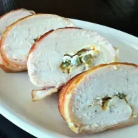 Bacon-Wrapped Jalapeño Popper-Stuffed Chicken|Holly Doranさん