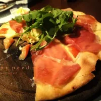 Snapdishの料理写真:Pizza|ploy nanilさん