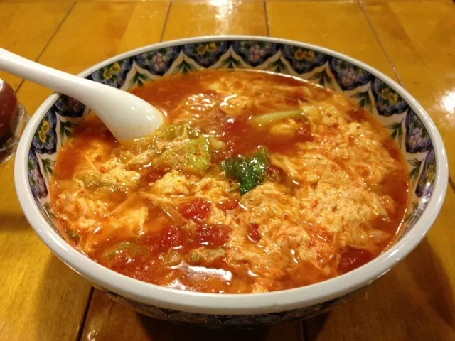 トマ玉ラーメンを頂きました。|momongatomoさん