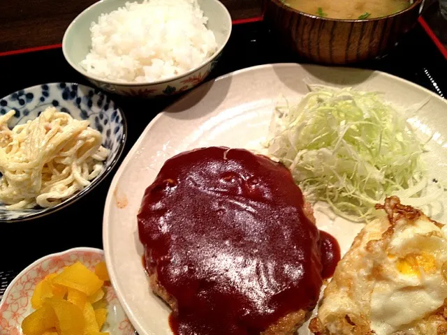 ハンバーグ定食|tomoさん