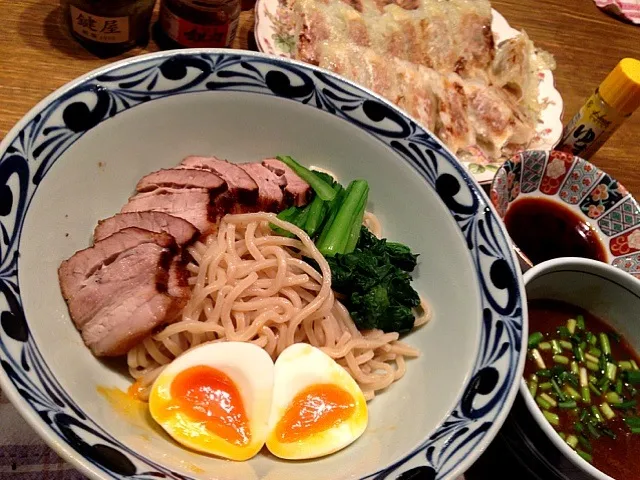 銀ちゃんのつけ麺  餃子|高田恵子さん