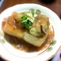 Snapdishの料理写真:揚げ出し豆腐と牡蠣の磯辺揚げ(みぞれあんかけ)|じゅさん