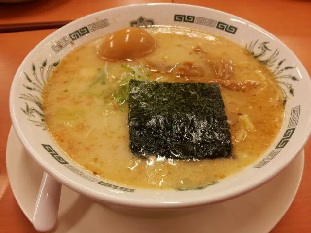 味玉豚骨ラーメン|しーちゃんさん