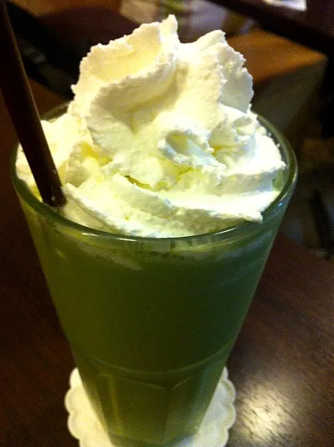 Green tea smoothy|Issara. 🍴さん