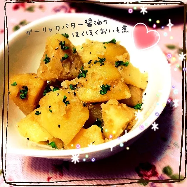 Snapdishの料理写真:momozailさんの♡ガーリックバター醤油のほくほくおいも煮 ( potatos boiled in soy-sauce, garlic and butter )|まるちゃんさん