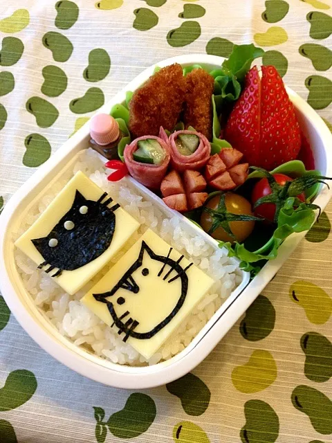 幼稚園チビ男子弁当。ピムとポム|eguchiさん